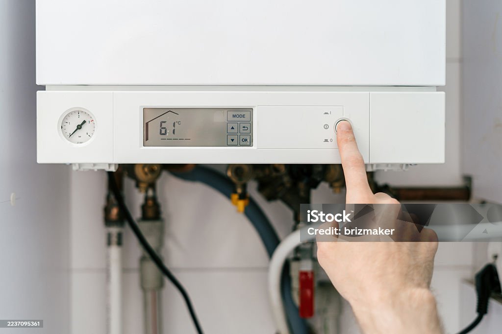 commercial-plumbing istockphoto 2237095361 1024x1024
